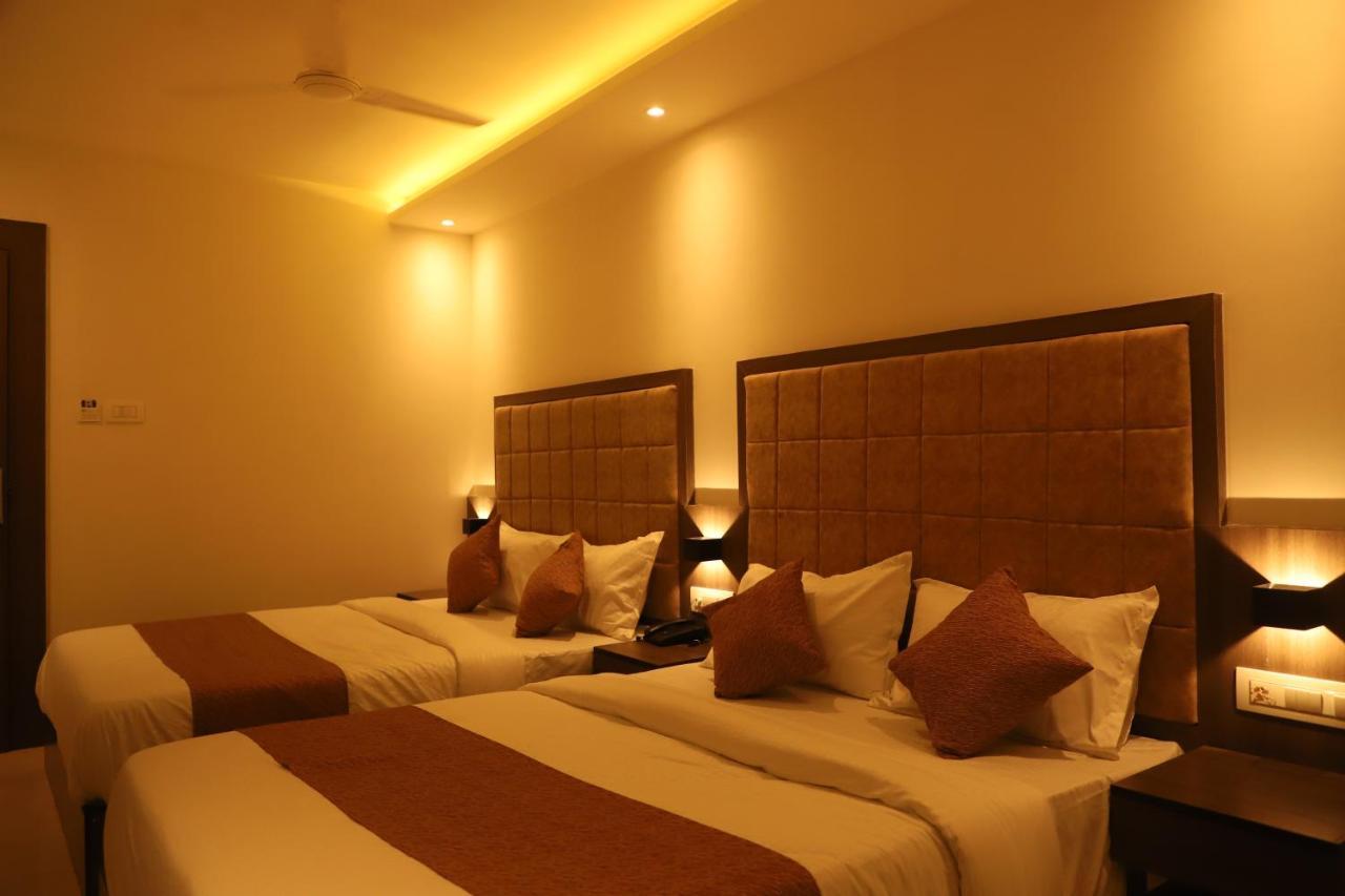 Hotel Sai Pritam Bombay Extérieur photo