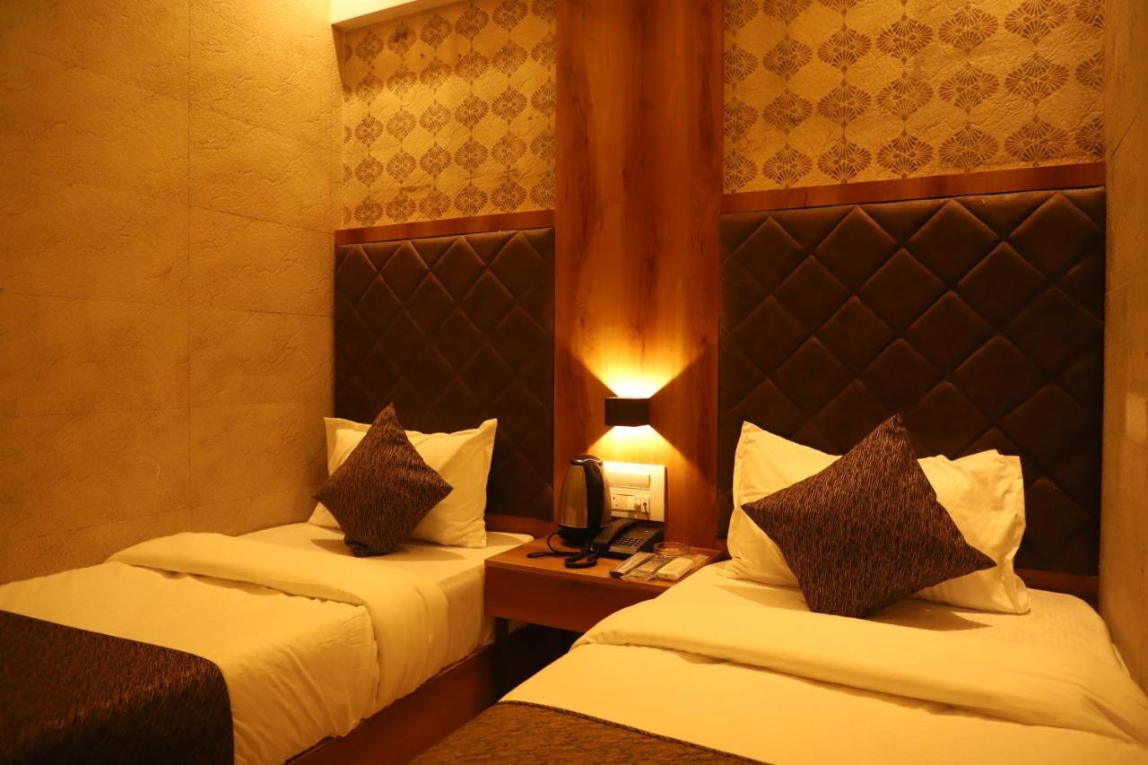 Hotel Sai Pritam Bombay Extérieur photo
