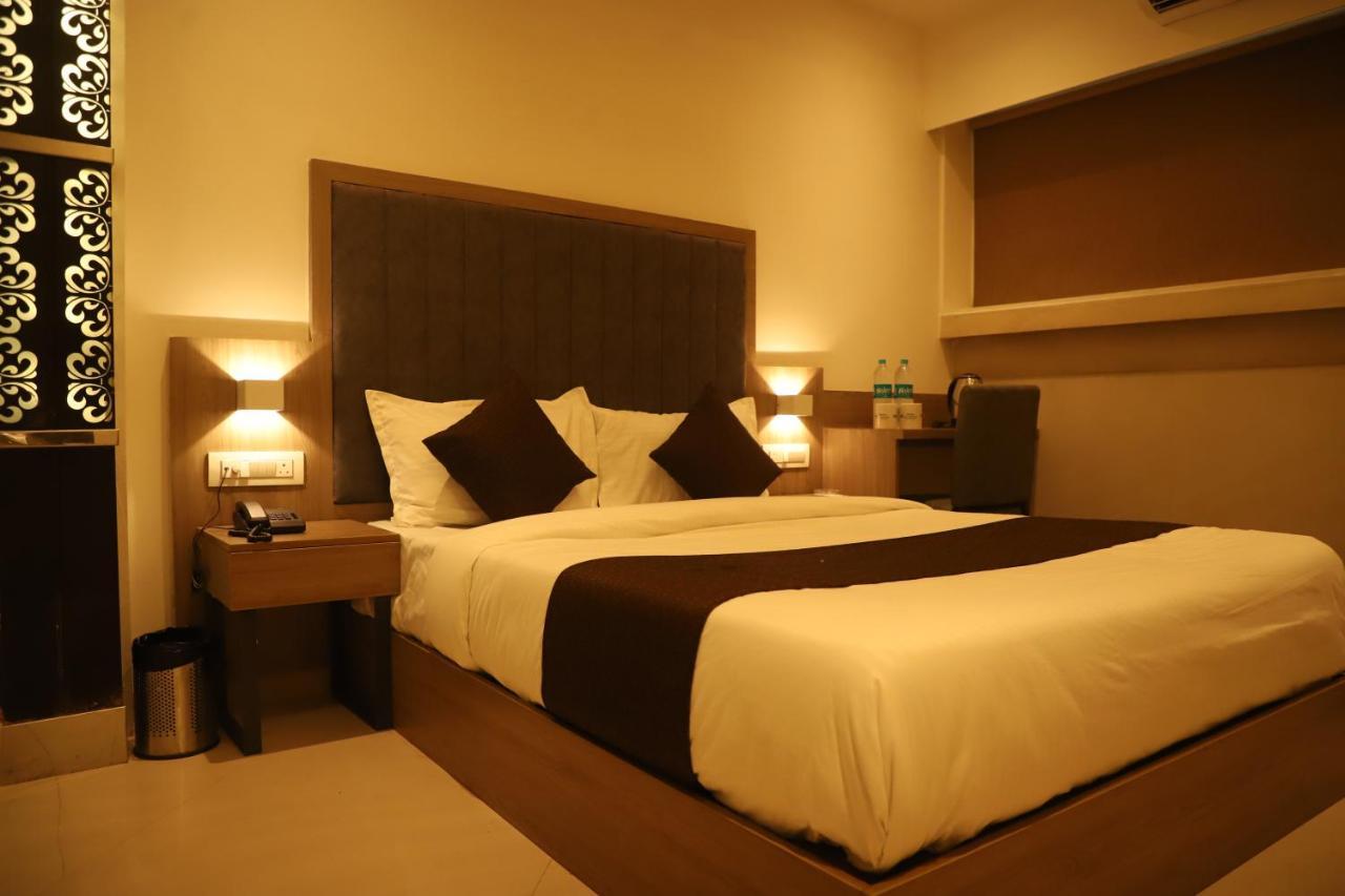 Hotel Sai Pritam Bombay Extérieur photo