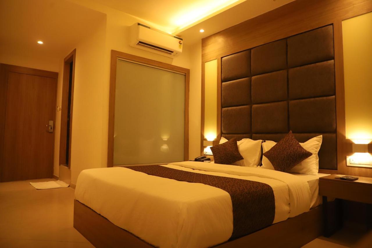 Hotel Sai Pritam Bombay Extérieur photo