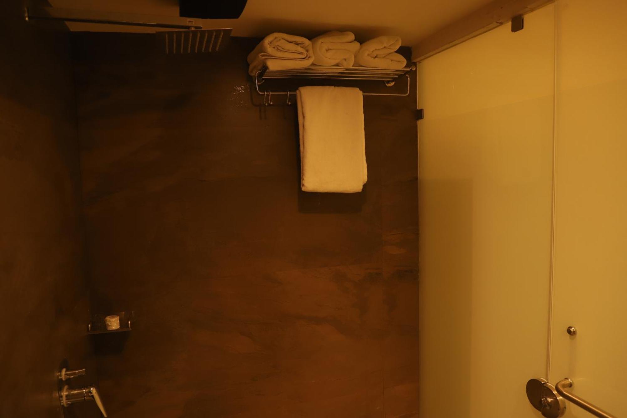 Hotel Sai Pritam Bombay Extérieur photo