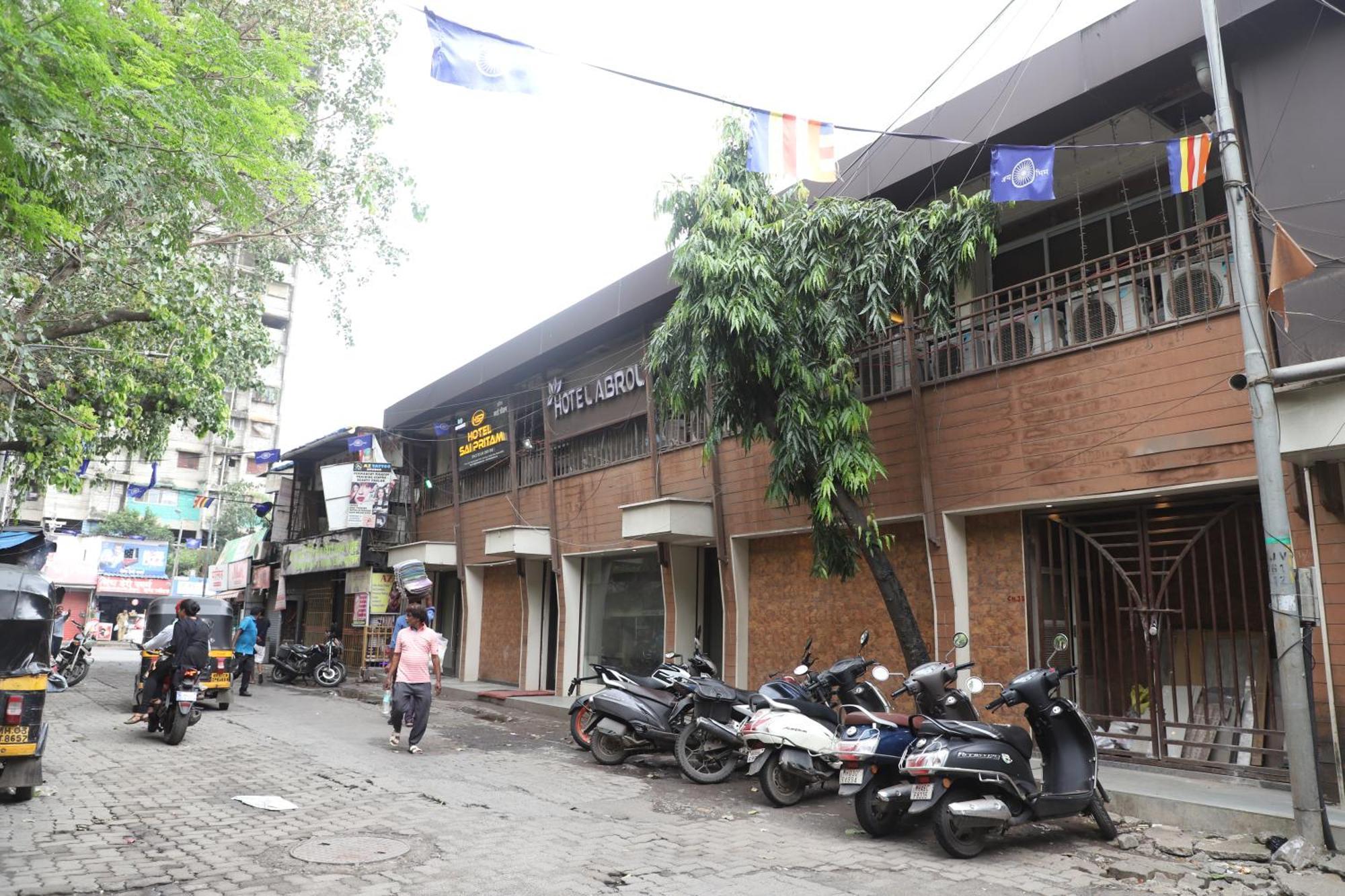 Hotel Sai Pritam Bombay Extérieur photo
